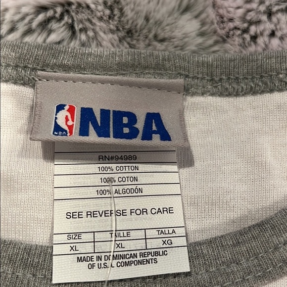 Women’s LA Lakers Short Sleeve Shirt - Picture 9 of 9